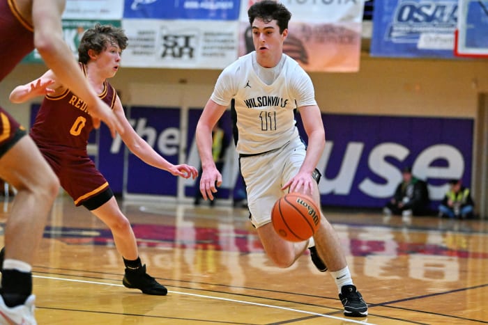 a Wilsonville Redmond 5A Oregon boys basketball quarterfinal 2024 Leon Neuschwander 6